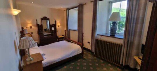 Ensuite room AB16 Craig y Nos Castle South Wales