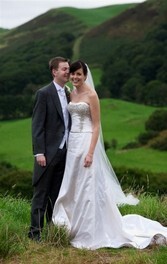 Chris Barroccu Wedding Photographer Bride and Groom in countryside
