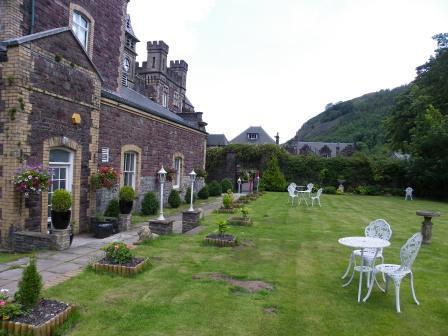 Wedding Venues South Wales - Craig y Nos Castle Theatre Gardens